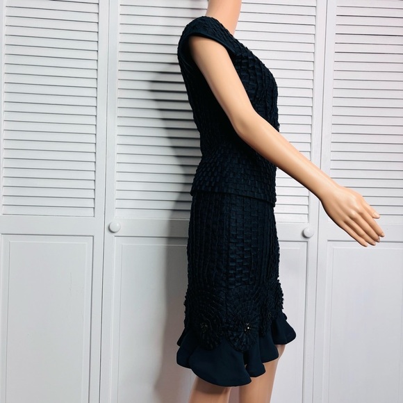 ESCADA Navy Blue Textured Two Piece Size 4 - Picture 4 of 10
